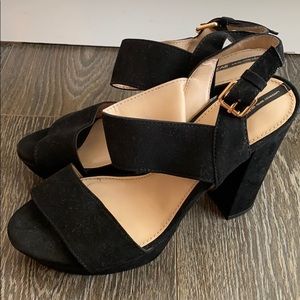 Pull & Bear black suede platforms